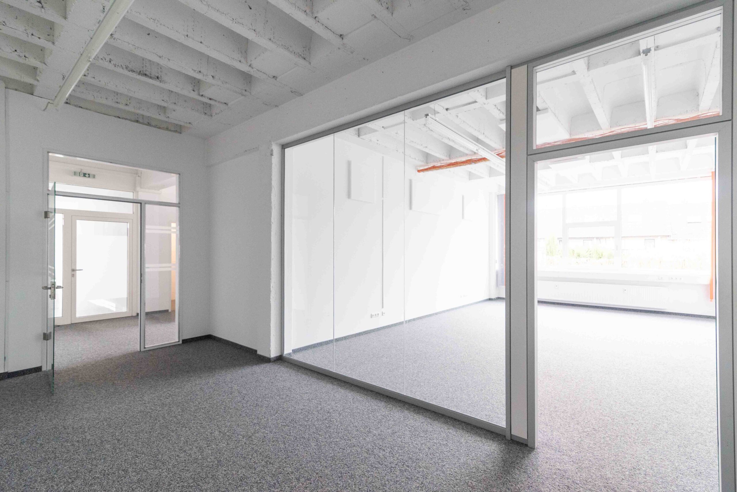 Saniertes Büro mit freier Raumgestaltung und Tiefgarage
